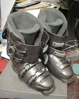 Pair of Axis 24FX Gray Downhill Ski Boots size 297mm