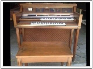 Lowrey Genius Antique Organ/ Piano / Antiques / Pianos MSRP 1,000.00