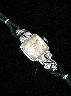 Antique Vintage Bulova 23 14K White Gold Ladies Wrist Watch Diamond 