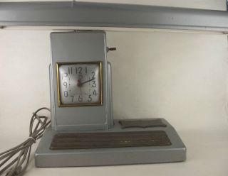   1971 FRISCO Railroad Working Industrial Lamp Desk Electric Clock NEAT