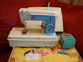 THE LITTLE TOUCH & SEW SEWING MACHINE by SINGER COLLECTIBLE VINTAGE 
