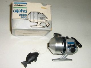 Shakespeare Alpha 2600 / 002 Spincast Reel Vintage   New in Box