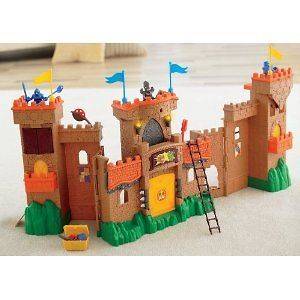 FISHER PRICE IMAGINEXT EAGLE TALON CASTLE PLAYSET NEW in package