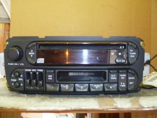 01 05 Chrysler Sebring Stratus Infinity Cd Cassette MR587285 *