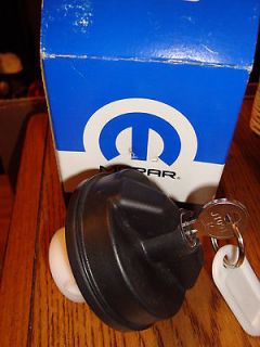   Mopar Locking Gas Cap For Jeep Patriot in Box with Keys (Fits: Jeep