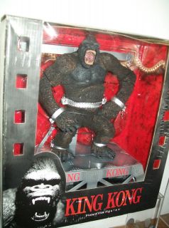 MCFARLANE KING KONG COLLECTIBLE ACTION FIGURE WITH ACCESSORIES NEW