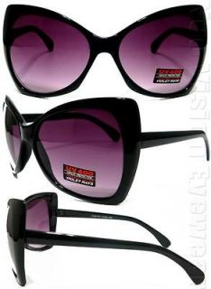 Oversized Cat Eye Sunglasses Vintage Style Smoke Lens Black P97