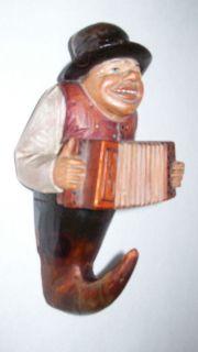 ANRI ANTIQUE CARVED WOOD COAT HOOK MAN PLAYING ACCORDIAN AMAZING ITALY 