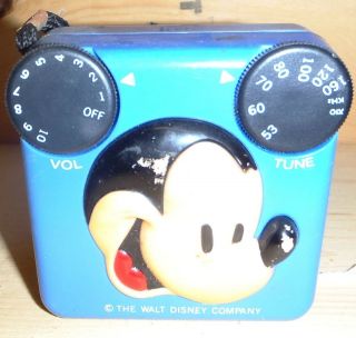   Vintage 1970s Mickey Mouse Disney AM 9V Battery Op Transistor Radio