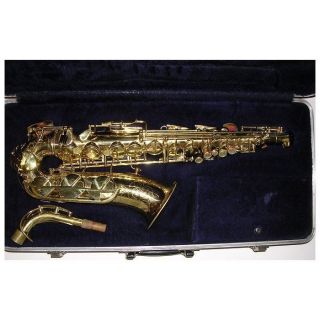 1970 Gold Lacquer Conn Alto Sax (Saxophone) w/Hard Case. Serial Number 