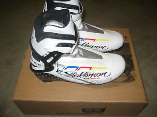 salomon skate boots in Boots