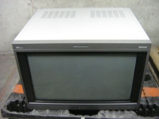   BVM  D32E1WU COLOR VIDEO MONITOR TRINITRON   LOW CRT HOURS GREAT COND