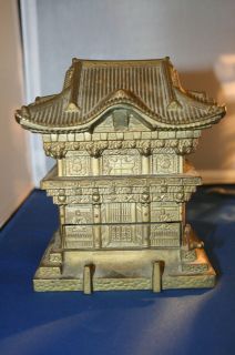   Japanese Temple Cigarette Dispenser   Made in Occupied Japan   Nice