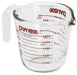 Pyrex Prepware 2 Cup Measuring Cup Clear w/ Red 6001075