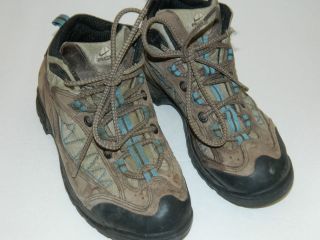 NIKE ACG Womens Air Max Hiking Boots Light Brown Suede w/blue and up 