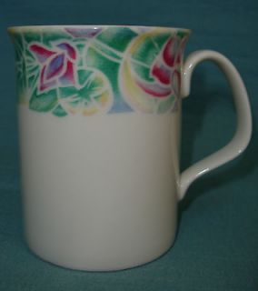 Royal Doulton Expressions Sangria Pattern Coffee Mug Cup English China 