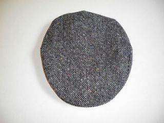 New small Irish Donegal tweed flat cap black grey Hanna Hat ivy 