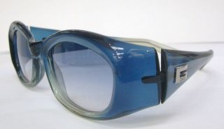 gucci sunglasses in Vintage