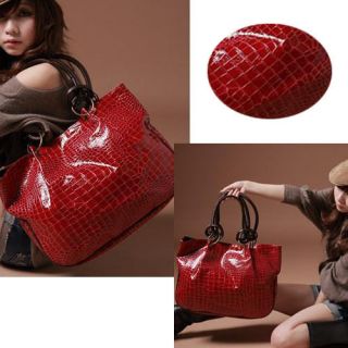 red leather purse in Handbags & Purses