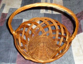 Old Ruffled Wicker Basket with Handle,Approx. 10 inches