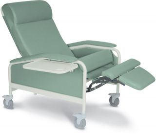 Winco 6540 Bariatric Clinical Care Recliner Geri Chair