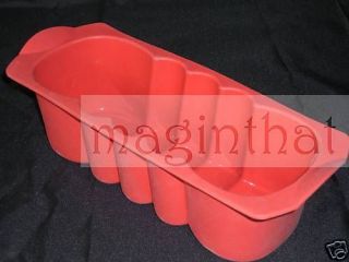 Tupperware SILICONE Baking Form   Loaf BREAD Pan New