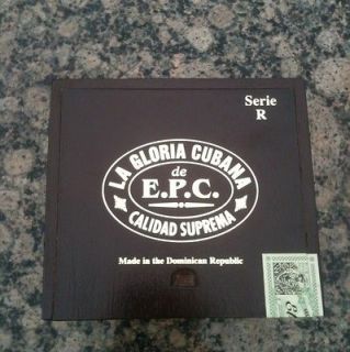   CUBANA Cigar Box Made In Dominican Republic Solid Cedar W/Sliding Lid