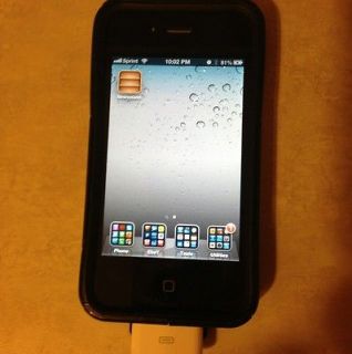 Apple iPhone 4   8GB   Black (Sprint) Smartphone With clean ESN Ready 