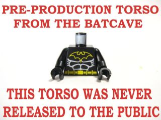 LEGO BATMAN TORSO   PRE PRODUCTION 7783 BATCAVE GEM   CUSTOM PRINTED