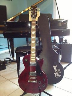 Gibson Les Paul studio, wine red, 2007, with factory hardshell case