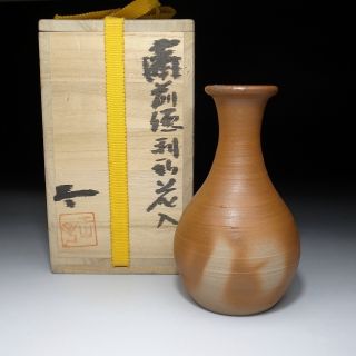 CH7 Vintage Japanese Vase of Bizen Ware with Signed wooden box