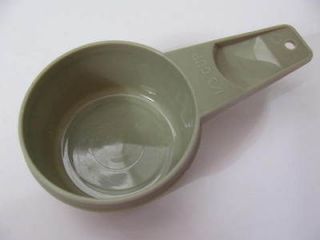 Vintage Tupperware Replacement Measuring Cup ~ 1/3 Cup Avacado Green