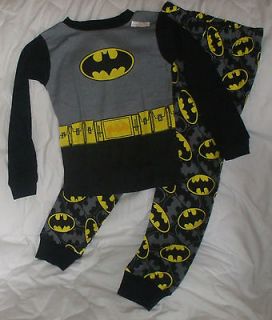 NEW Sz 4 4T Batman Pajamas Shirt Pants Boys Black Yellow