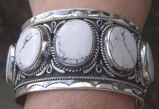 alpaca silver bracelet in Jewelry & Watches