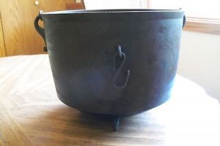 Vintage Black Cast Iron Three Legged 7 quart Bean or soup Pot