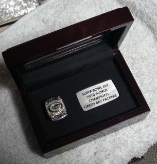   Bay Packers Super Bowl Replica Championship Ring Delux Display Box