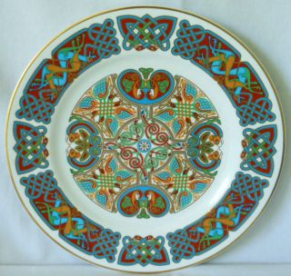 Stunning Spode China, Celtic Lindisfarne Plate, Gold, Green, Red 