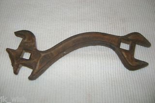 Antique farm equipment wrench tool tractor buggy curved handle #196