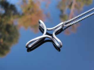 tiffanys infinity necklace in Fine Necklaces & Pendants