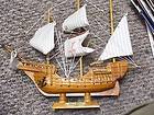 THE SANTA MARIA (1492)   WOODEN AND CANVAS MODEL SHIP   EXCELLENT