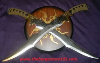   Lord of the Rings Fighting Knives of Legolas Elf poles Swords & Plaque
