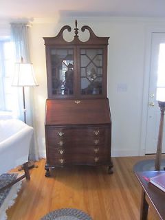   MADDOX SOLID MAHOGANY CHIPPENDALE STYLE DROP FRONT SECRETARY DESK