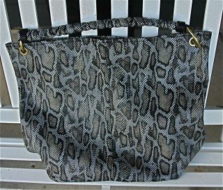 2b bebe Snake Gray Tote Bag $49.95 NWT