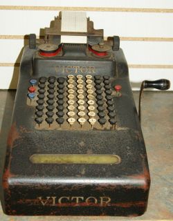 ANTIQUE VICTOR ADDING MACHINE, EARLY 1900s, WORKS 246683