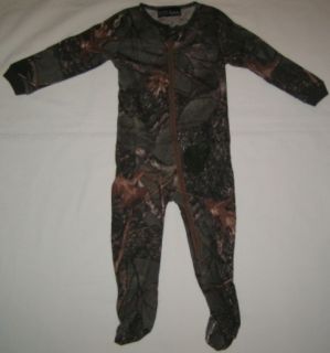 baby camo clothes in Clothing, 