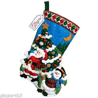    SANTA TREE SHOPPING Felt Christmas Stocking Kit Snow Snowman Elf