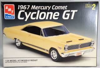 25 Scale 1967 Mercury Comet Cyclone GT Model Kit   AMT/ERTL #6750