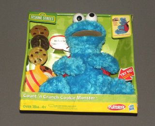 Sesame Street Talking Count n Crunch Cookie Monster Doll Toy Eats 