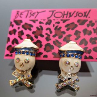 betsey johnson earrings in Clothing, Shoes & Accessories
