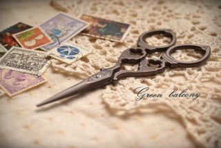 FREE SHIPPING Antique Vintage Style Stainless Steel Blade Scissor